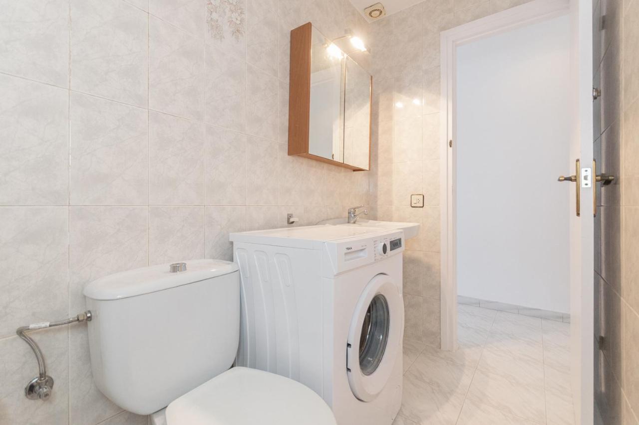 شقة Apartamento En روساس المظهر الخارجي الصورة