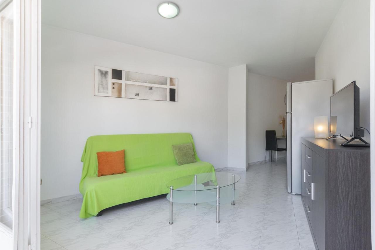 شقة Apartamento En روساس المظهر الخارجي الصورة